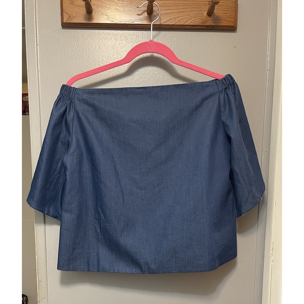 Gracia Brand Off The Shoulder Denim Look Crop Blouse Women's Large Nwot